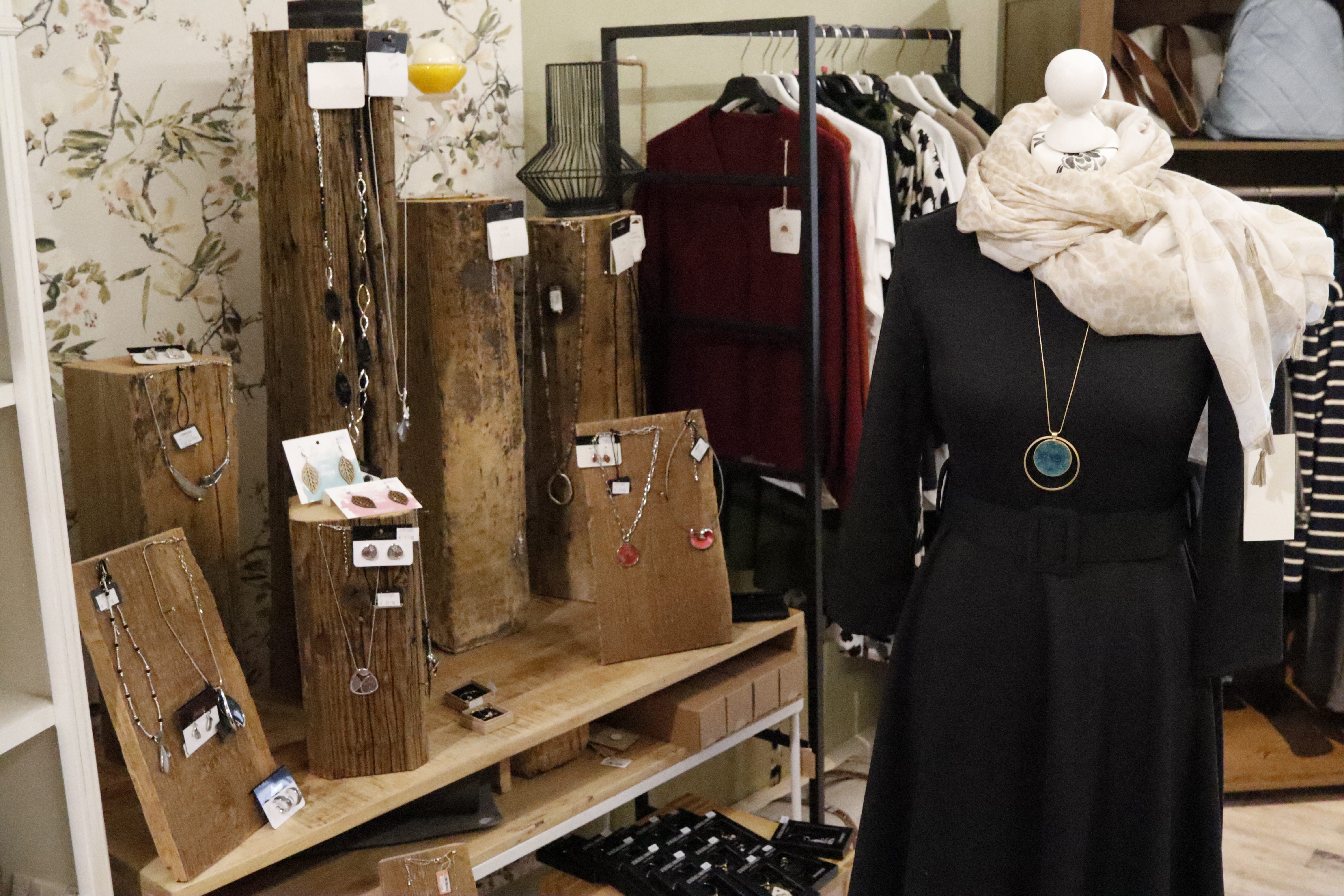 Geschenkideen, dekorativ arrangiert